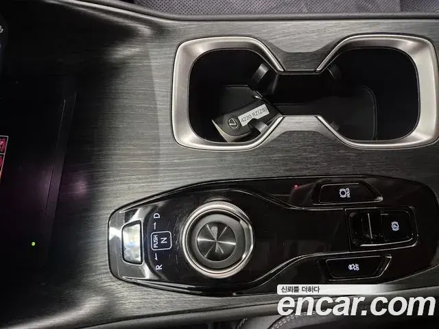 Lexus RZ450e 2023 — Şəkil 2/20