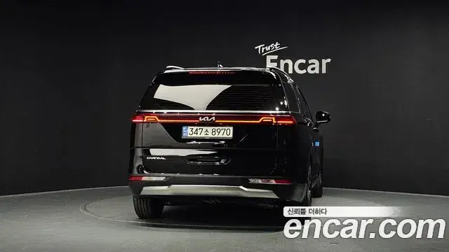 Kia Carnival 2022 — Фото 4/20