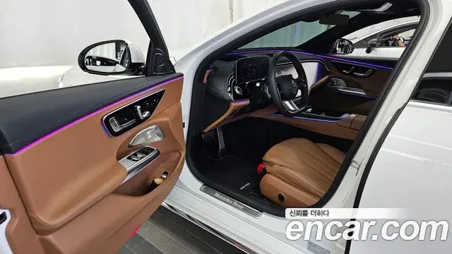 Mercedes-Benz E-Class 2025 — Фото 10/20
