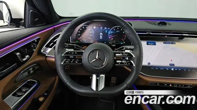 Mercedes-Benz E-Class 2025 — Фото 13/20
