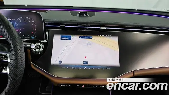 Mercedes-Benz E-Class 2025 — Фото 14/20