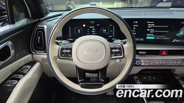 Kia Sorento 2023 — ფოტო 33/38