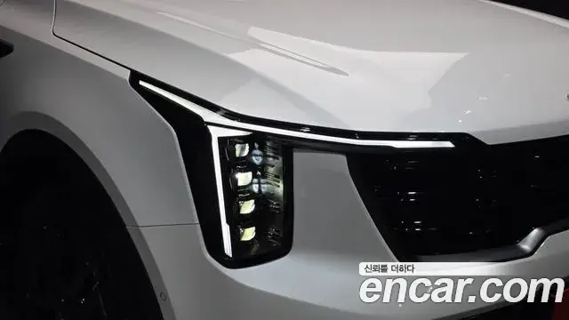 Kia Sorento 2023 — ფოტო 26/38