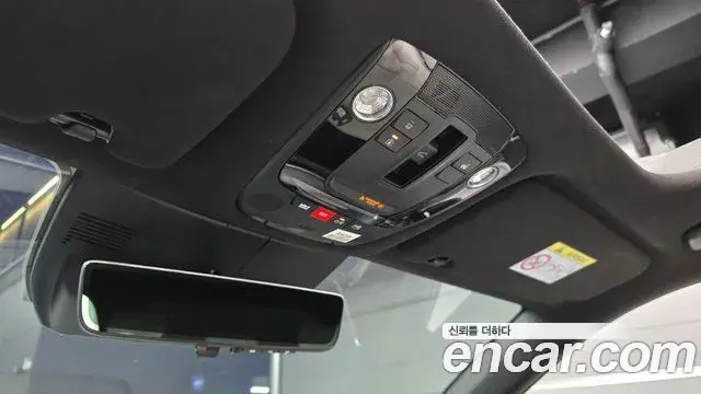 Kia Sorento 2023 — ფოტო 7/38