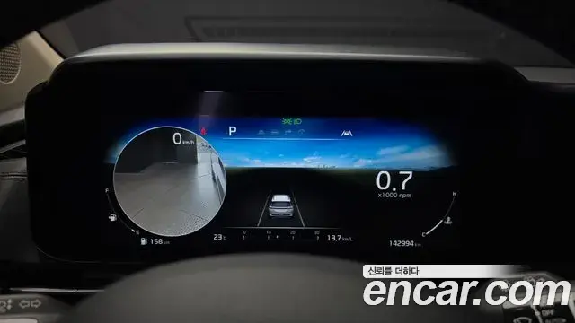 Kia Carnival 2022 — Фото 8/20