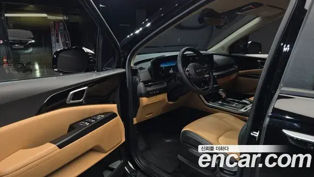 Kia Carnival 2022 — Фото 10/20