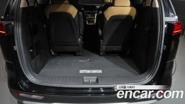 Kia Carnival 2022 — Фото 20/20