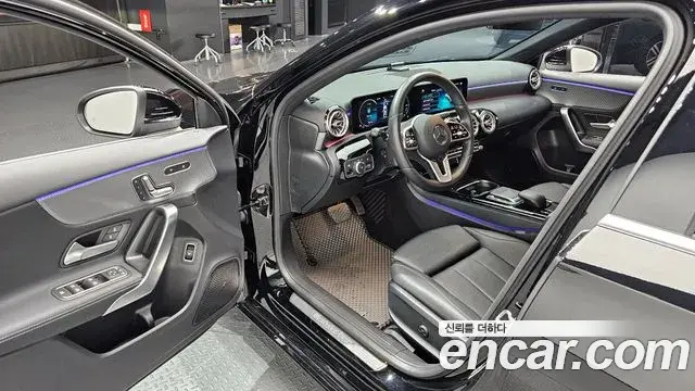 Mercedes-Benz A-Class 2021 — Фото 10/20