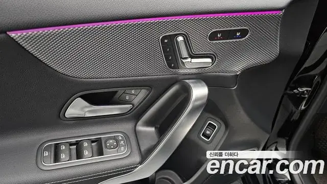 Mercedes-Benz A-Class 2021 — Фото 14/20