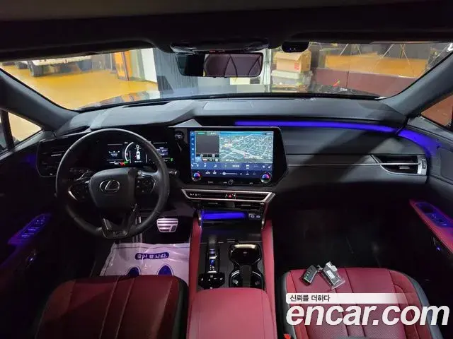 Lexus RX500h 2025 — ფოტო 7/18