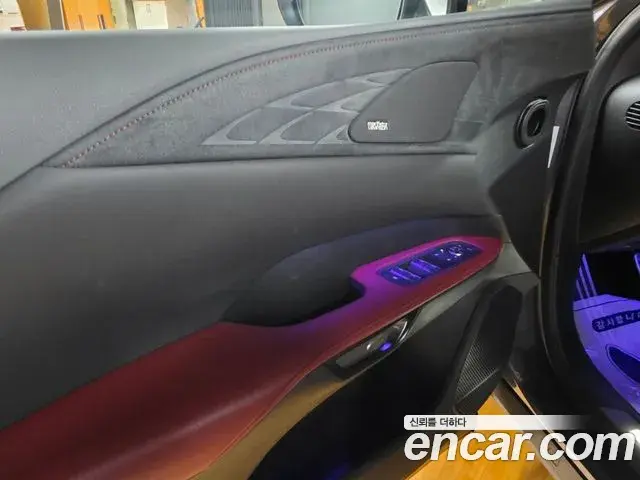 Lexus RX500h 2025 — ფოტო 1/18