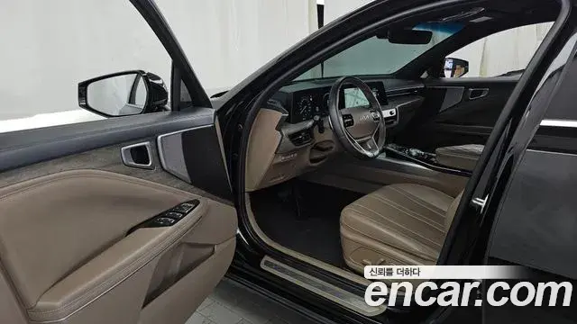 Kia K8 2022 — Photo 25/36