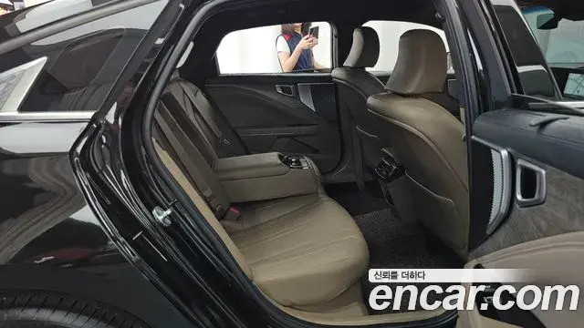 Kia K8 2022 — Photo 26/36