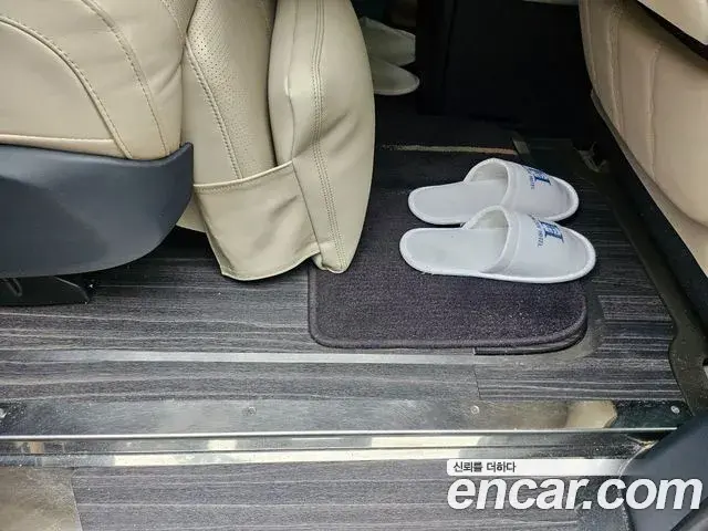 Kia Carnival 2022 — Фото 15/15