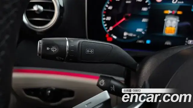 Mercedes-Benz E-Class 2023 — Фото 20/20
