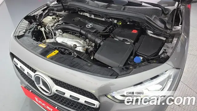 Mercedes-Benz GLA-Class 2021 — Фото 6/20