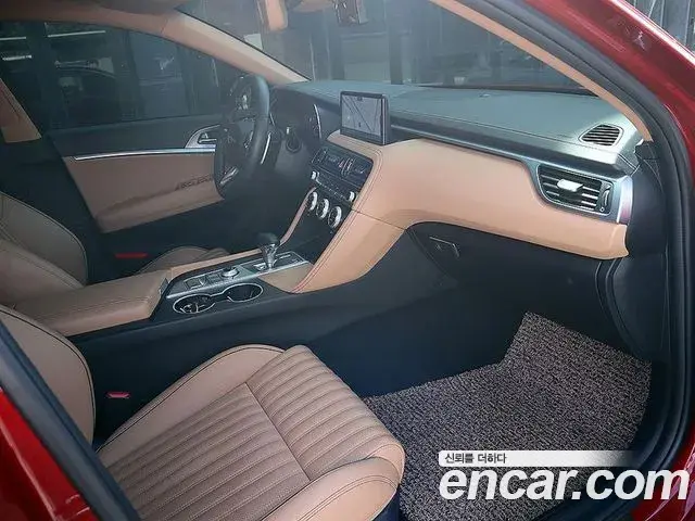 Genesis G70 2021 — Photo 14/20
