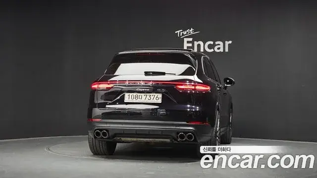 Porsche Cayenne 2019 — Фото 4/20