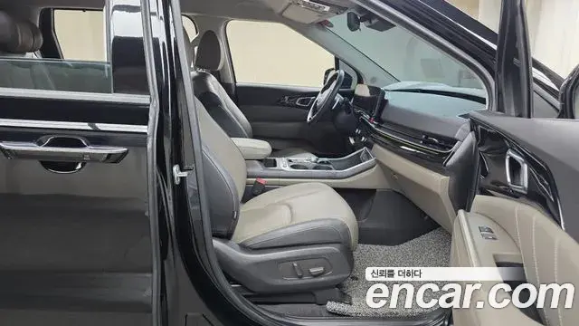 Kia Carnival 2024 — Şəkil 2/34