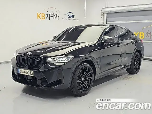 BMW X4 2023 — Фото 1/19