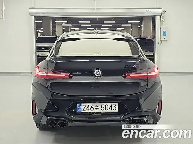 BMW X4 2023 — Фото 2/19