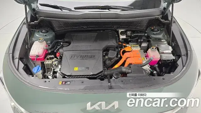 Kia Niro 2023 — Фото 6/20