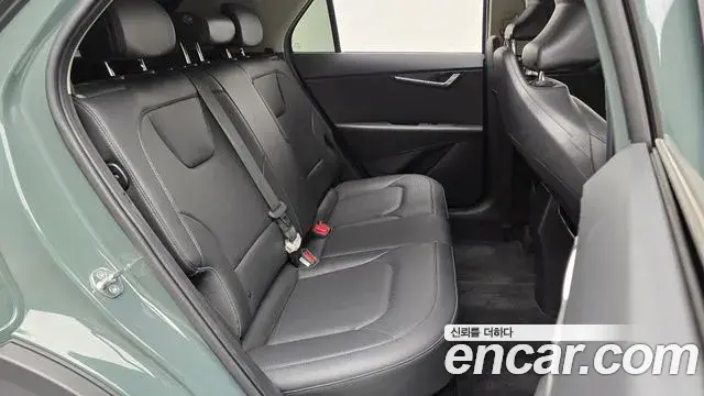 Kia Niro 2023 — Фото 11/20