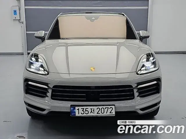 Porsche Cayenne 2023 — Фото 10/19