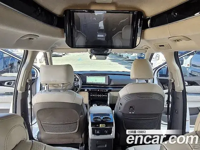 Kia Carnival 2021 — Фото 10/20