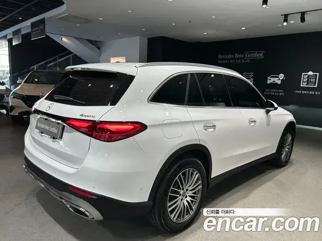 Mercedes-Benz GLC-Class 2026 — Фото 1/19