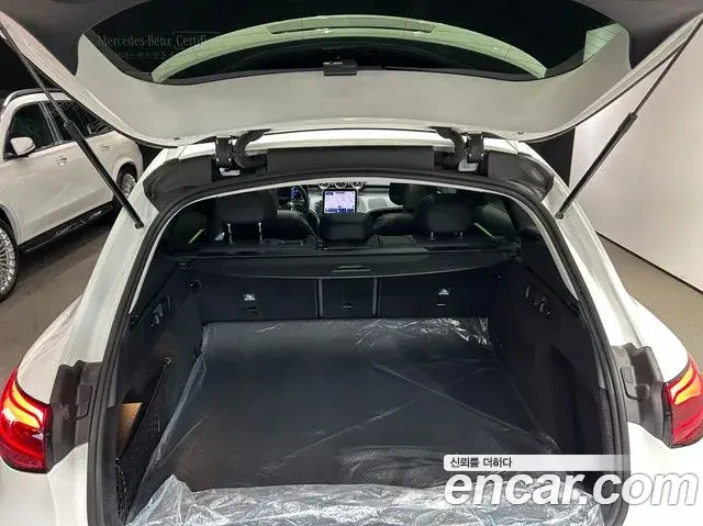 Mercedes-Benz GLC-Class 2026 — Фото 16/19