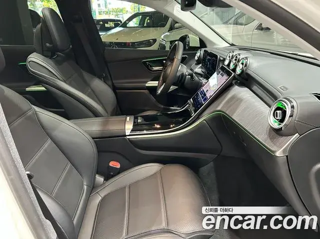 Mercedes-Benz GLC-Class 2026 — Фото 18/19