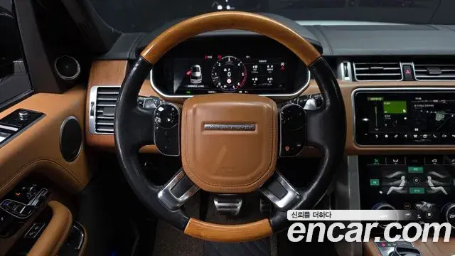 Land Rover Range Rover 2019 — Фото 13/20