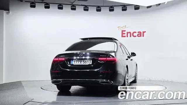 Mercedes-Benz S-Class 2022 — Фото 4/20