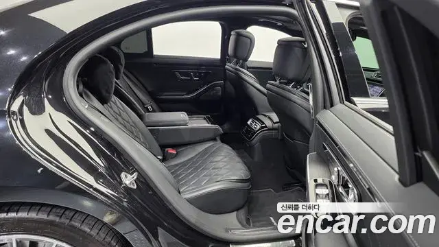 Mercedes-Benz S-Class 2022 — Фото 12/20