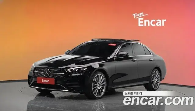 Mercedes-Benz E-Class 2021 — Фото 1/20