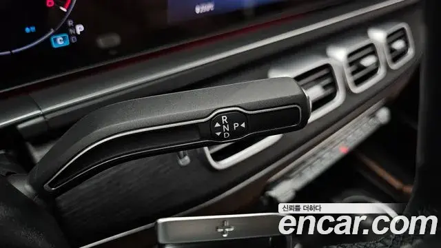 Mercedes-Benz GLE-Class 2025 — Фото 9/20