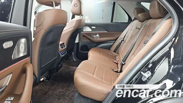 Mercedes-Benz GLE-Class 2025 — Фото 12/20