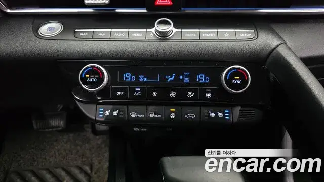 Hyundai Avante 2020 — Фото 17/20