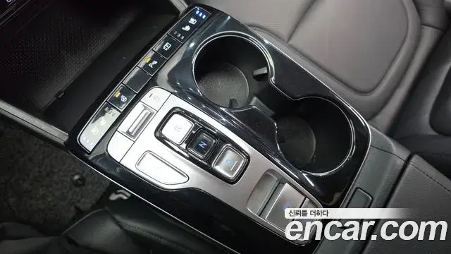 Hyundai The New Tucson 2022 — Фото 9/20