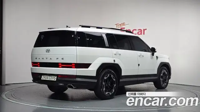 Hyundai Santa Fe 2024 — Photo 2/20