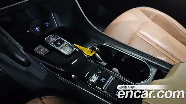 Hyundai Sonata 2021 — Фото 9/20