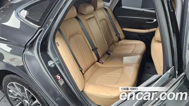 Hyundai Sonata 2021 — Фото 11/20