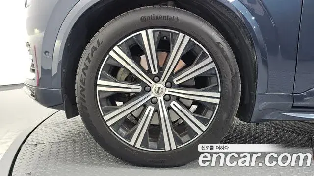 Volvo XC90 2021 — Фото 5/20