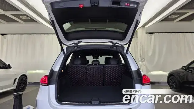 Mercedes-Benz GLE-Class 2022 — Фото 20/20
