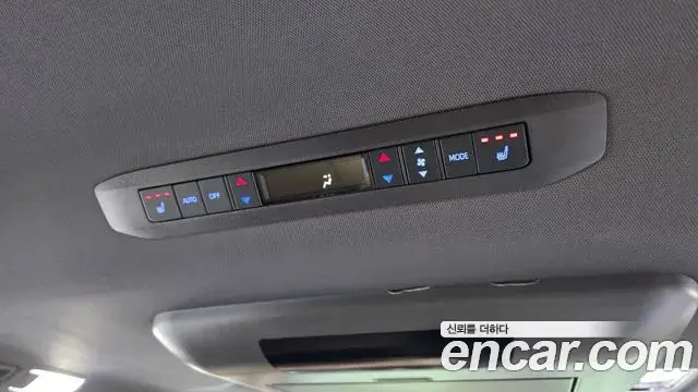 Toyota Sienna 2021 — Фото 20/20