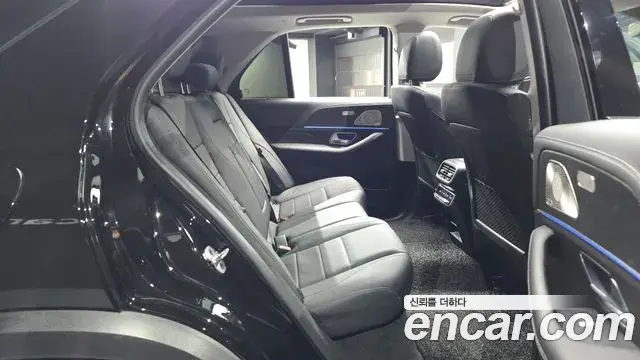Mercedes-Benz GLE-Class 2024 — Фото 11/20