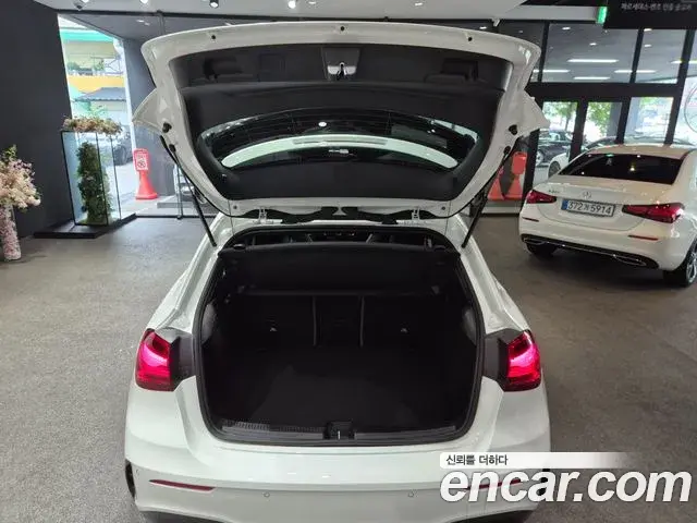 Mercedes-Benz A-Class 2026 — Şəkil 19/20