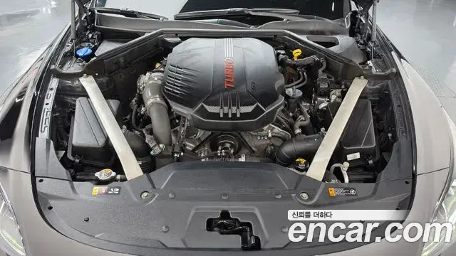 Kia Stinger 2018 — Photo 6/20