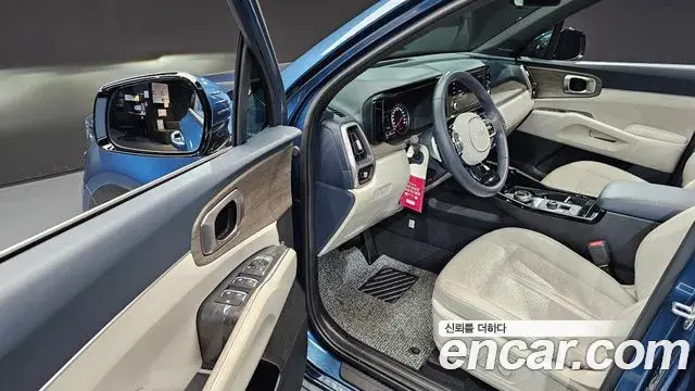 Kia Sorento 2023 — Фото 11/20